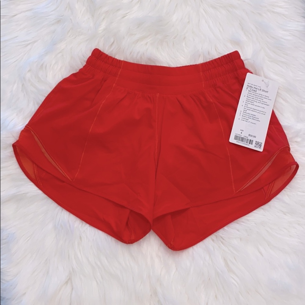 ❤️🧡Hotty hot short NWT Carnation Red 🧡❤️
